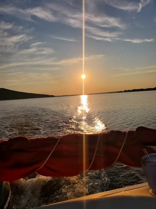 Elm Point Lake Recreation, tent & RV camping, & fishing Picture 10