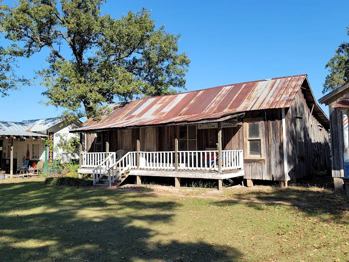 Salmon Lake Park Picture 9