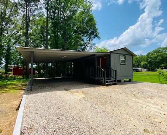 HWY 147 Bass Cabins & RV Hookups