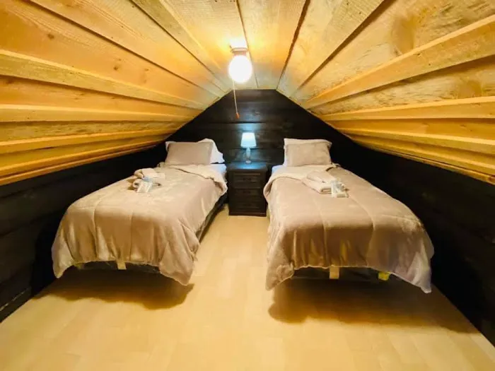 HWY 147 Bass Cabins & RV Hookups Picture 2