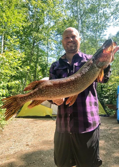 Fall Lake Campground Picture 7