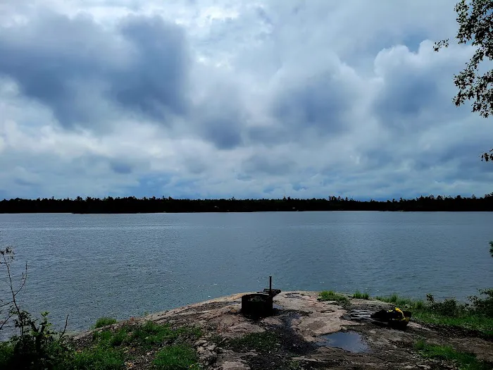 Hinsdale Island Campground Picture 2