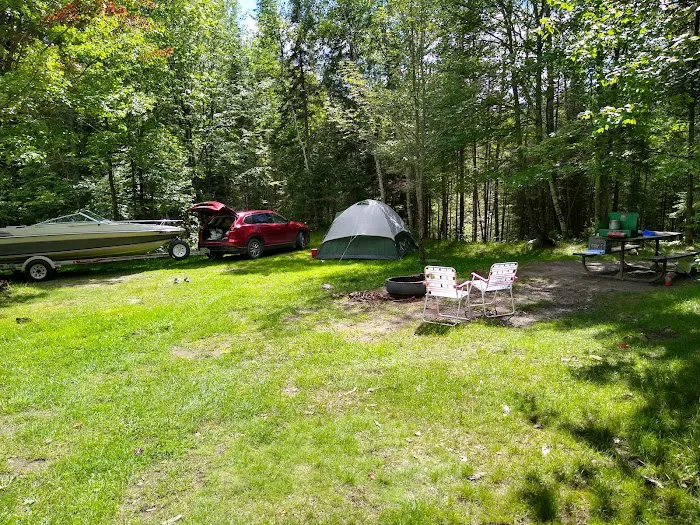 Wakemup Bay Campground Picture 2