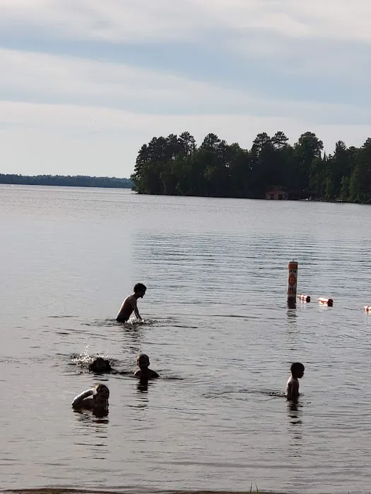 Wakemup Bay Campground Picture 5