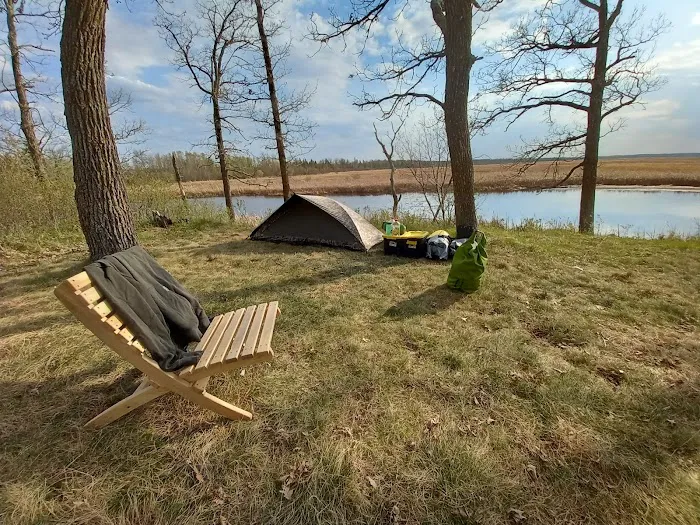 Iron Bridge Canoe Campsite Picture 3