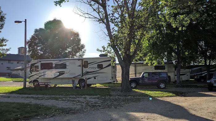 R & R Campground and RV Park Picture 2