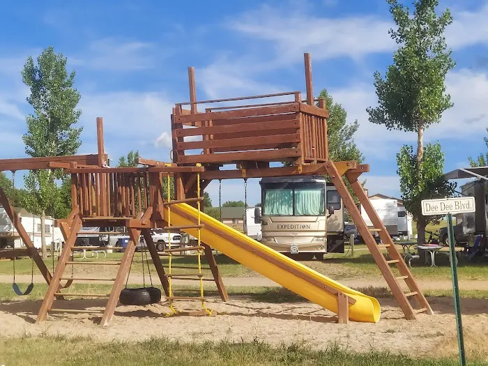 Rondees Campground Picture 7