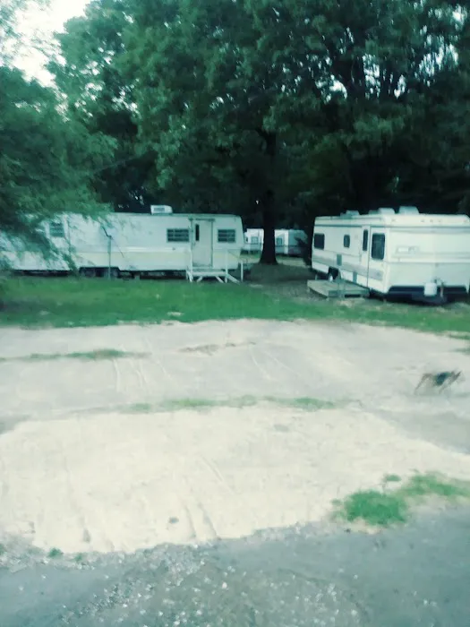 Red Rock Ranch & Campgrounds Picture 7