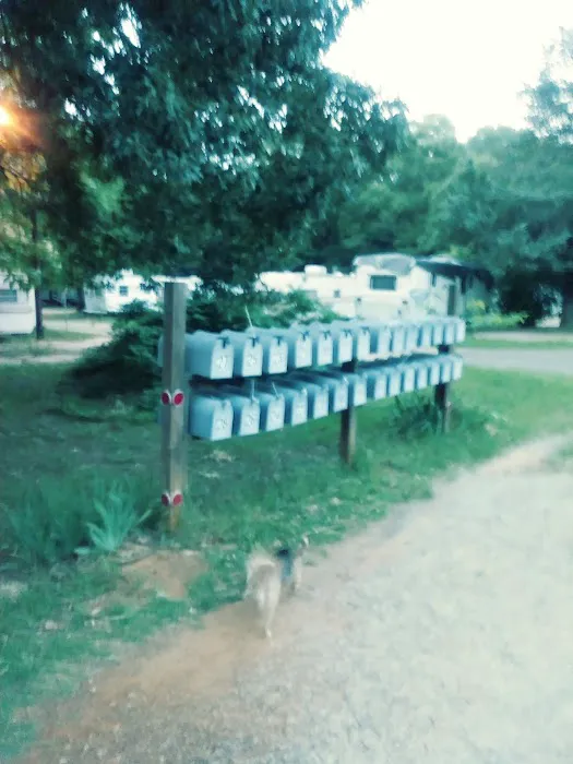 Red Rock Ranch & Campgrounds Picture 10