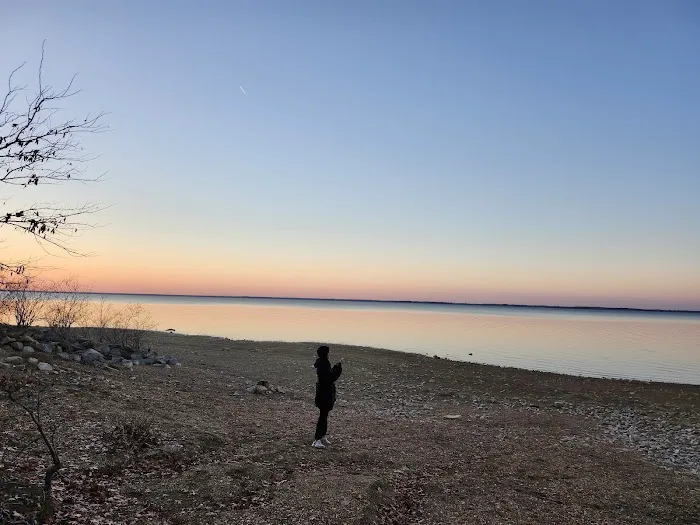 Eagle Point Screen Shelter Area Picture 9