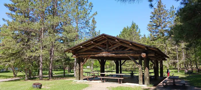 Pine Ridge Campground Picture 2