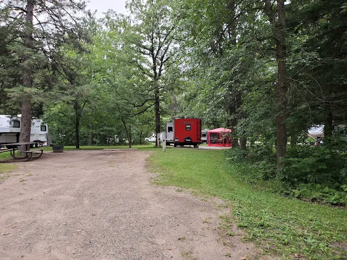 Pine Ridge Campground Picture 9