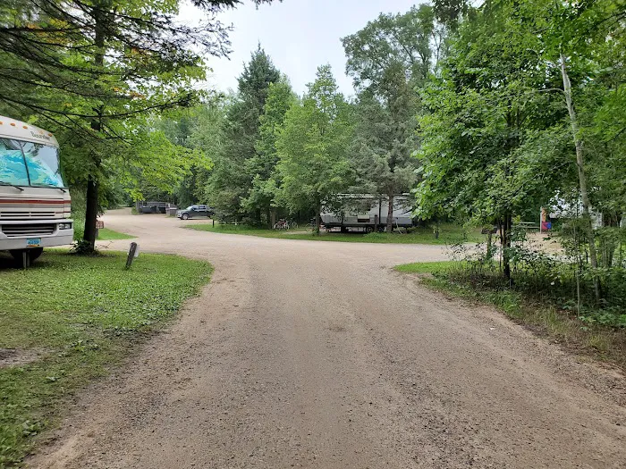 Pine Ridge Campground Picture 4