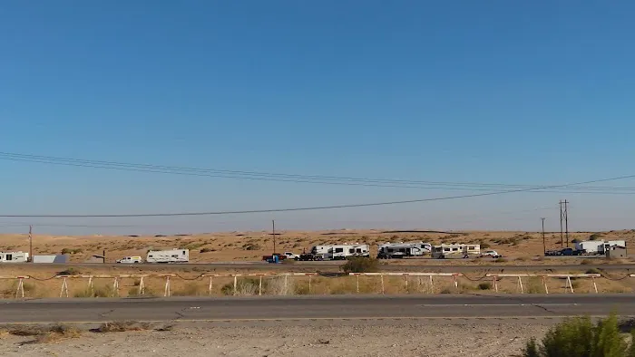BLM Imperial Sand Dunes Campground Picture 9