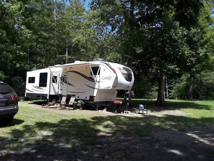 Riverbend RV Campground Picture 6