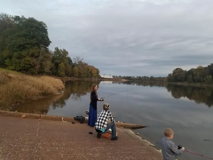 Riverton Lake Campgrounds Picture 4