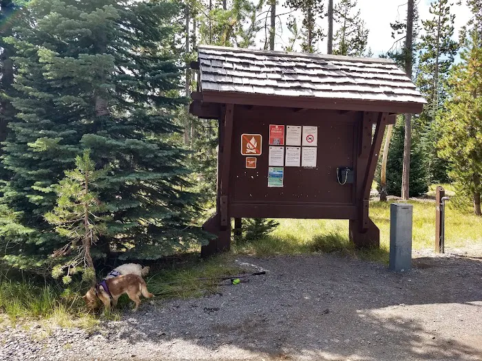 Lost Creek Campground Picture 9