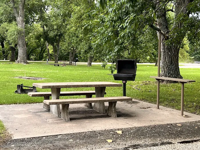 Damsite Campground Picture 10