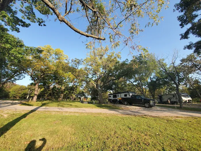 Ruark Bluff East Side Campgrounds camp site B-6 Picture 10