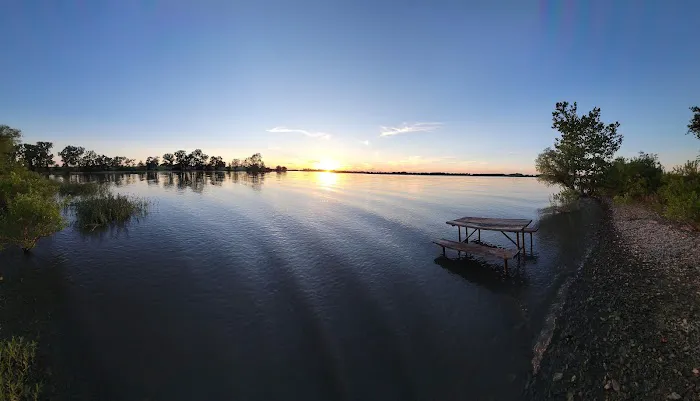 Veterans' Point Picture 2