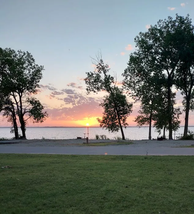 Hobie Beach Campground Picture 7