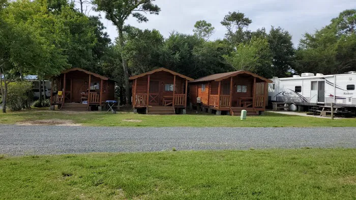 Cape Woods Campgrounds and Cabins Picture 4