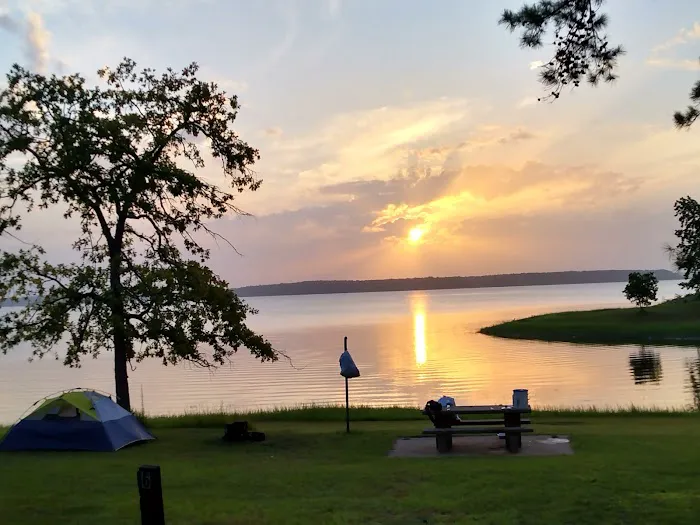 Powell Park Resort & Marina Picture 1