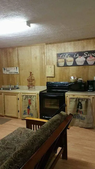 Whispering Creek Lodging & RV Resort Picture 8