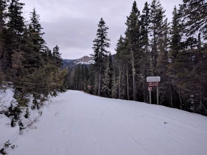 The Big and Little Snowy Mountain Range Picture 7