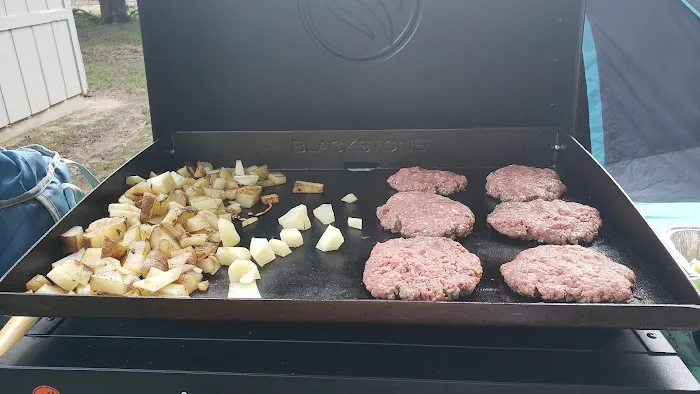 Liberty Grove Campground Picture 4