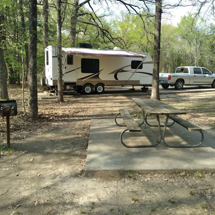 Liberty Grove Campground Picture 8