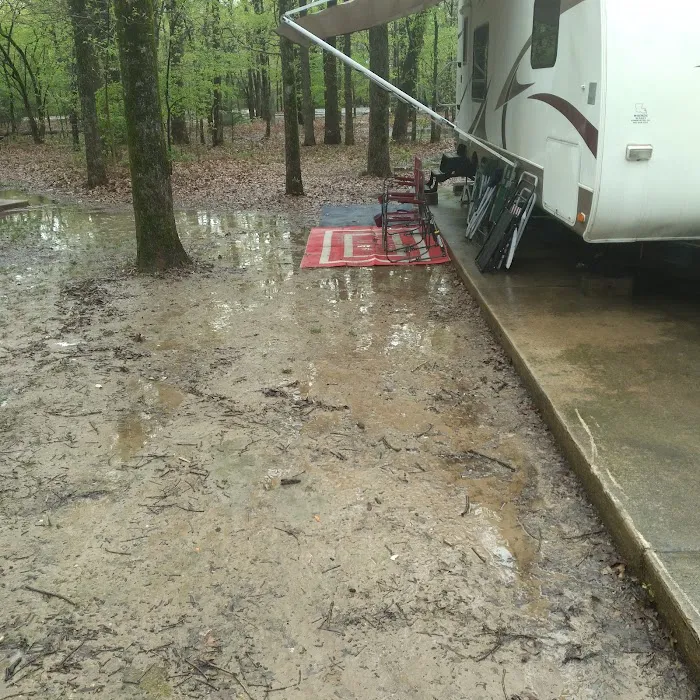 Liberty Grove Campground Picture 10