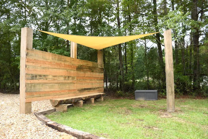 Flynn's Camping Grounds Picture 2