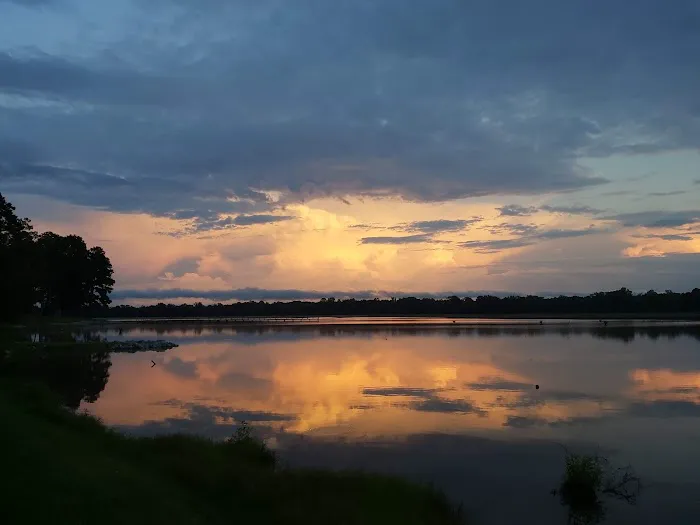 Lake Tom Bailey Picture 7