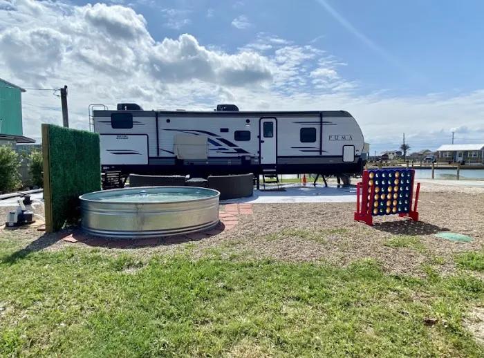 Island In The Sun Picture 2