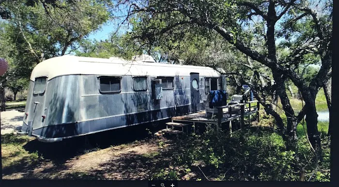 Vintage RV Farm Picture 9