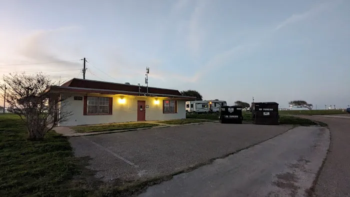 RV Park A Community Center Picture 7