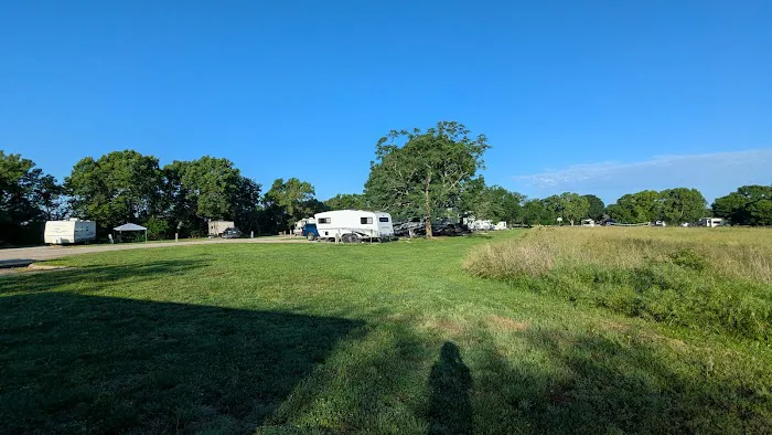 Prairie Clover Campground Picture 6