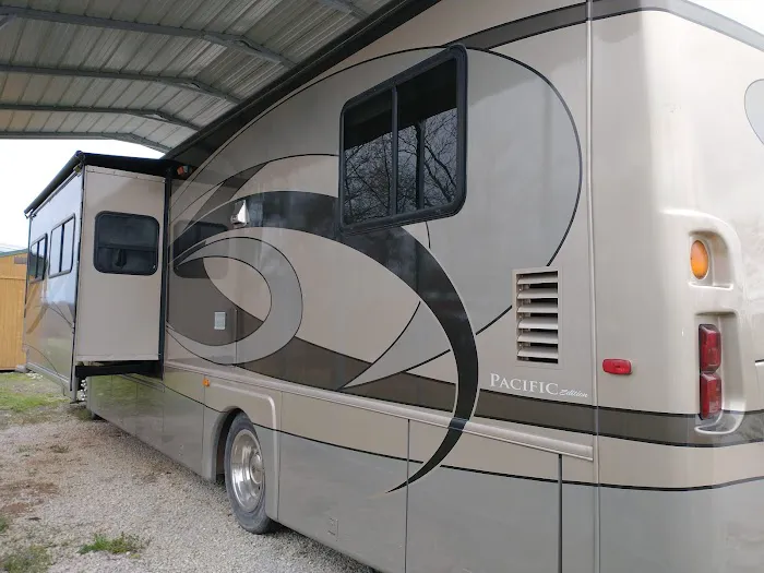 Cedar Ridge Campground Picture 9