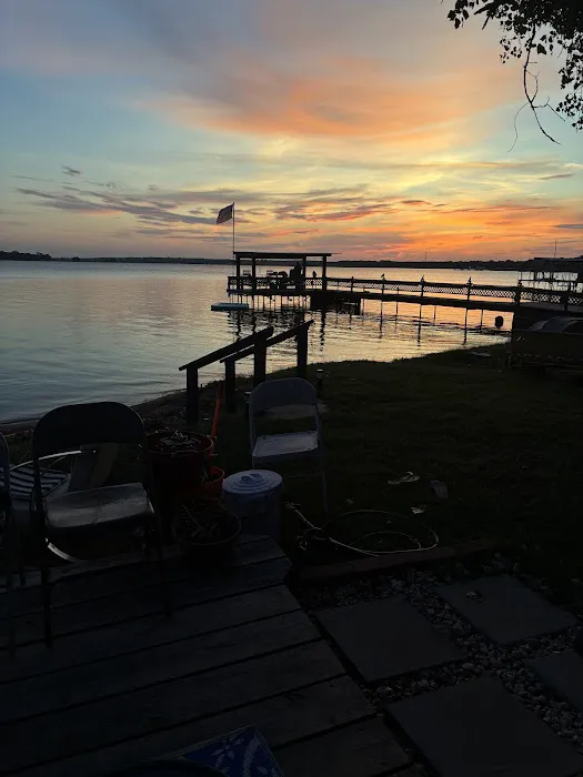 Serenity Shores Glamping Picture 5