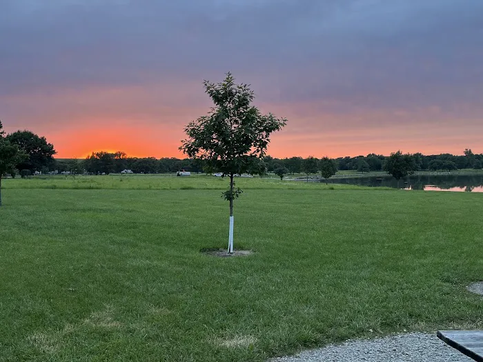 OUTLET(MELVERN) Picture 3