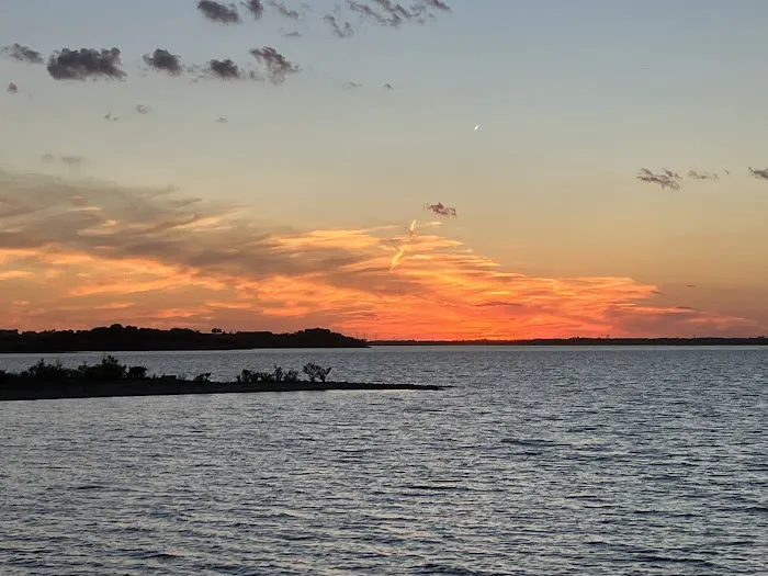 OUTLET(MELVERN) Picture 9