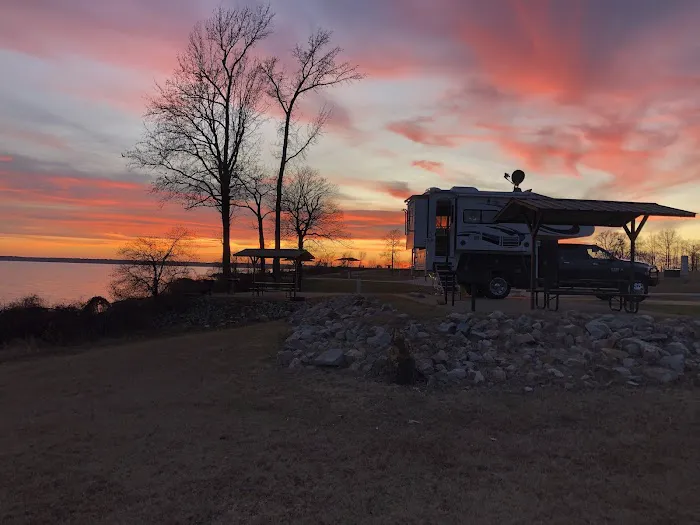 Virgil Point Campground Picture 10