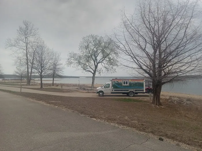 HAWKER POINT Picture 6