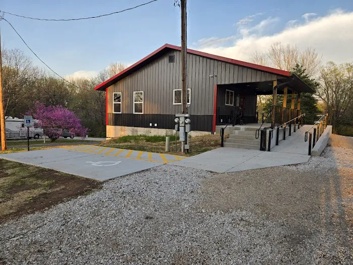 Caravan RV Picture 9