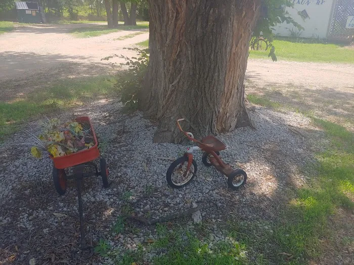 Melody Acres Rv Park Picture 9