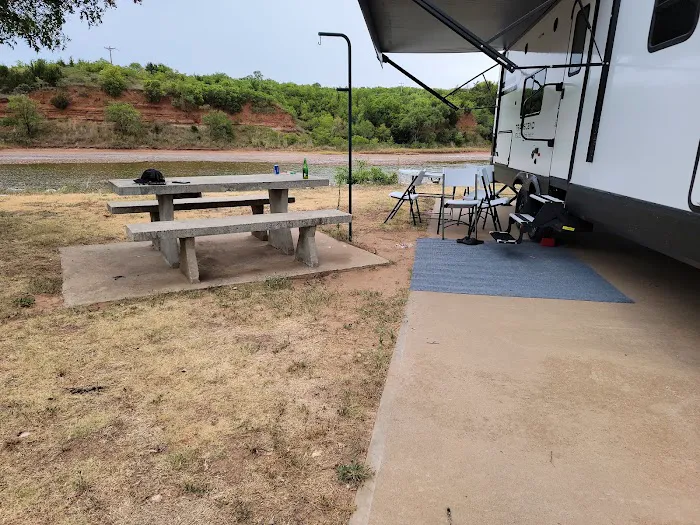 River Road Campground Picture 1