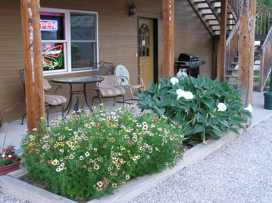 Shell Campground & Cabins Picture 2