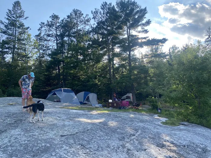 Moxie Island Picture 8