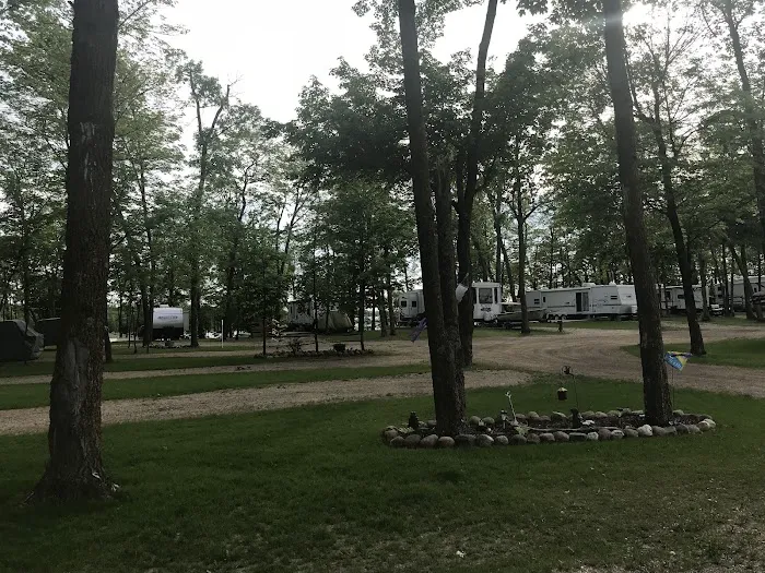 Summer Sands Lake Club Picture 2